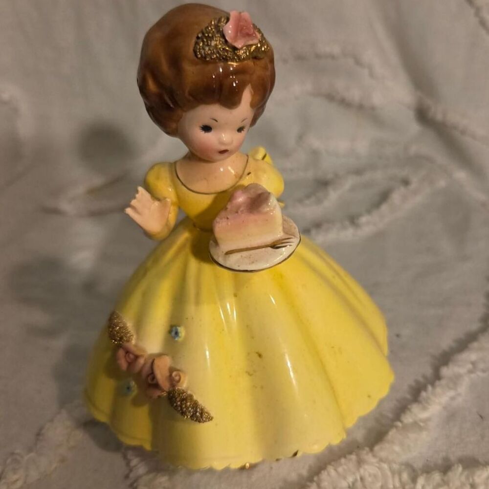 Josef Orginals figurine Birthda girl, vintage decor porcelain home collectible